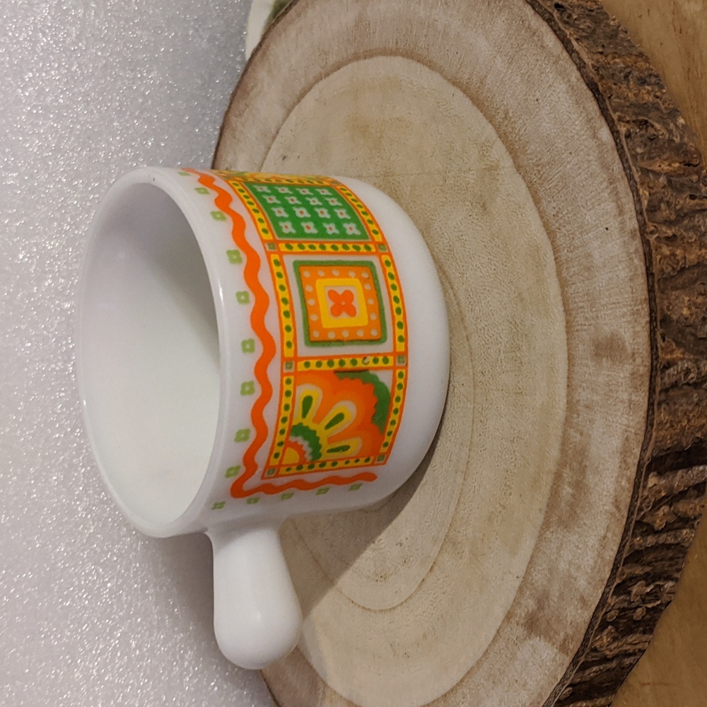 Vintage Avon Flower Mug Stub Handle Milk Glass 6 oz.